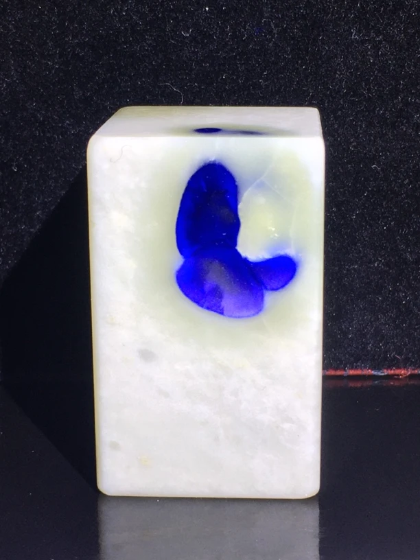 青田蓝星大宝石《翩翩飞舞》尺寸30/30/49mm