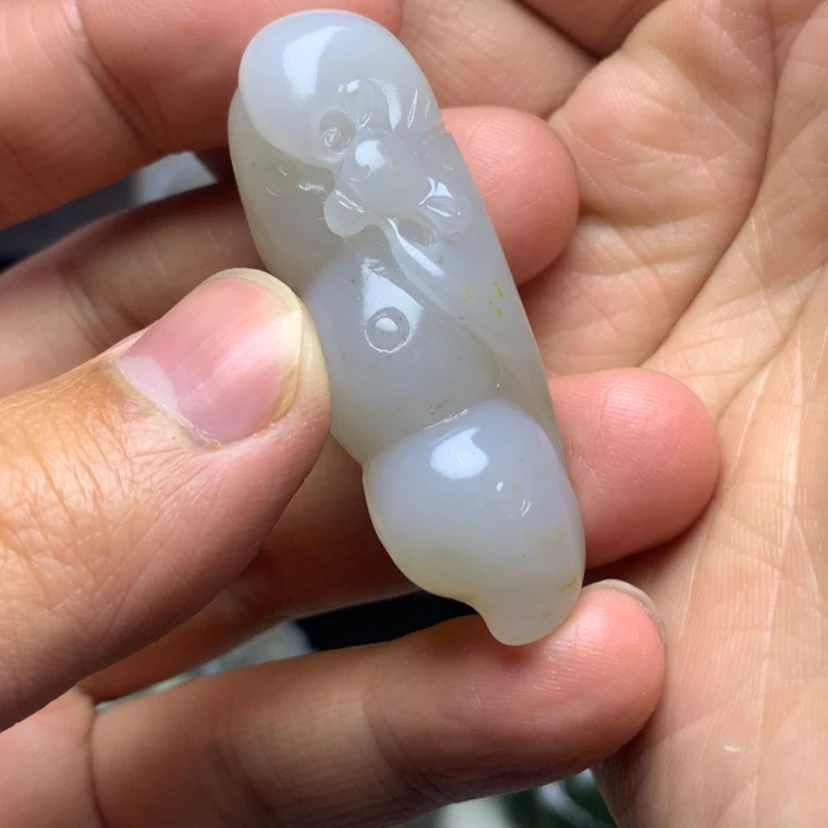 【闪购商品】颈饰未镶嵌和田玉