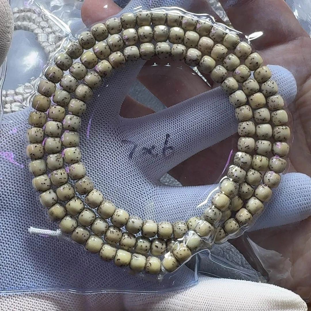 星月菩提手串笑**云星月菩提7*6石玉料大留白（氧化走色）