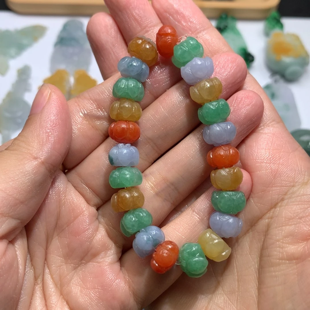 定制翡翠未镶嵌丽**爱莲花手串