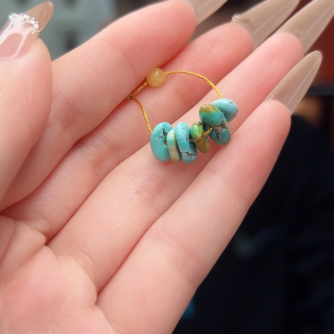 蜜蜡未镶嵌珠宝奇石