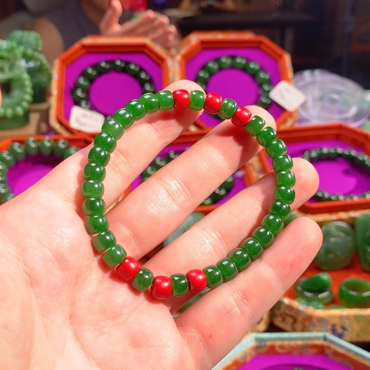 手串未镶嵌和田玉（碧玉）