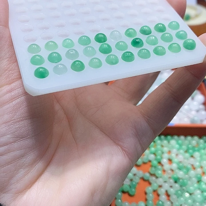 翡翠散珠冰阳绿卡5➕