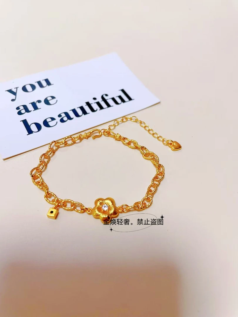 合金锆石手链 古法拉丝花朵手链金色百搭首饰饰品轻奢气质拿捏