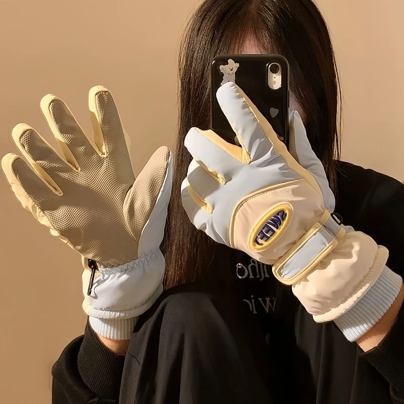 可爱全指触屏滑雪手套女冬季保暖骑行加绒加厚防寒防泼水骑电动车