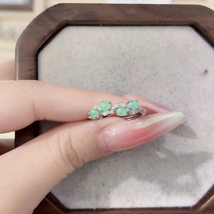 翡翠未镶嵌颈饰天然翡翠Ａ货