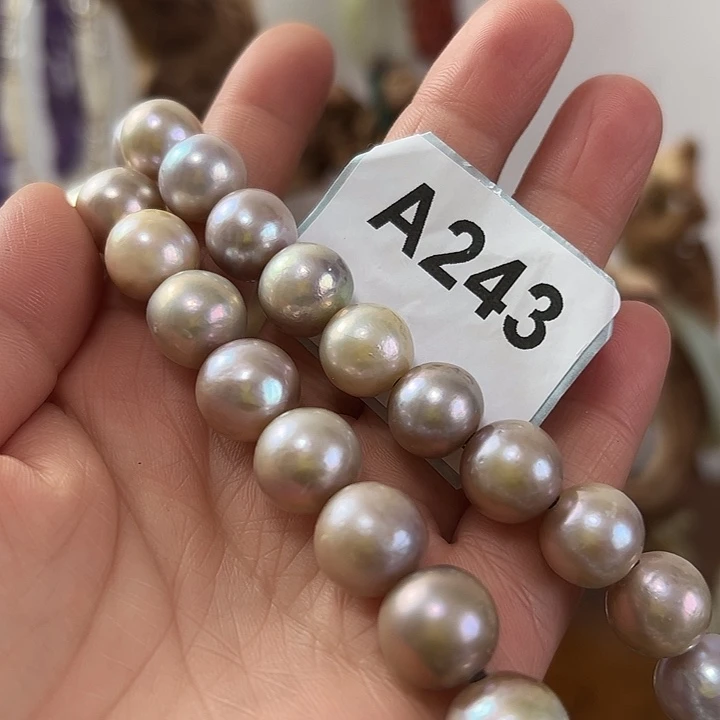 音***师玛瑙/玉髓未镶嵌颈饰