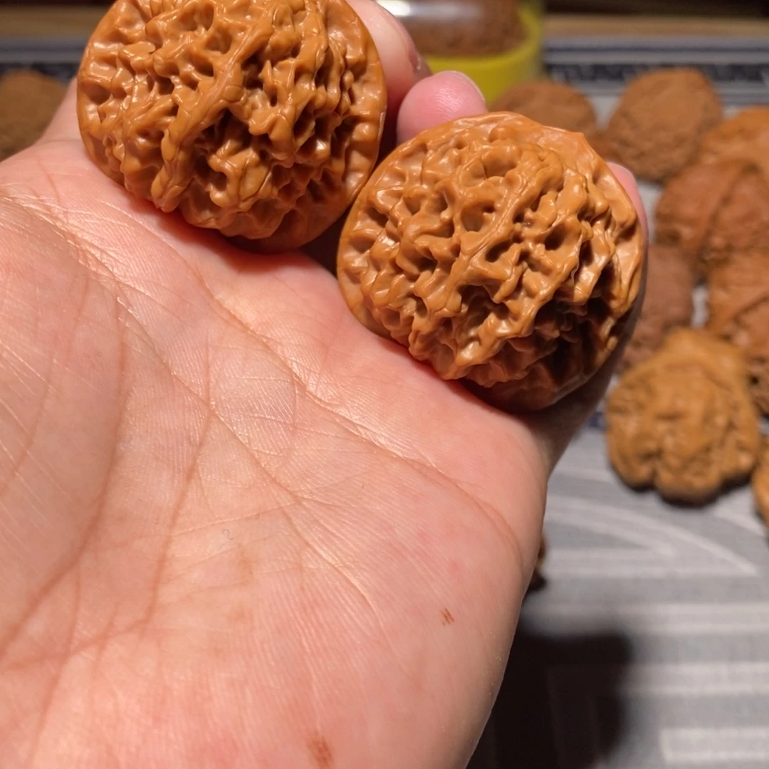 把件文玩核桃038秦闷39尺微修