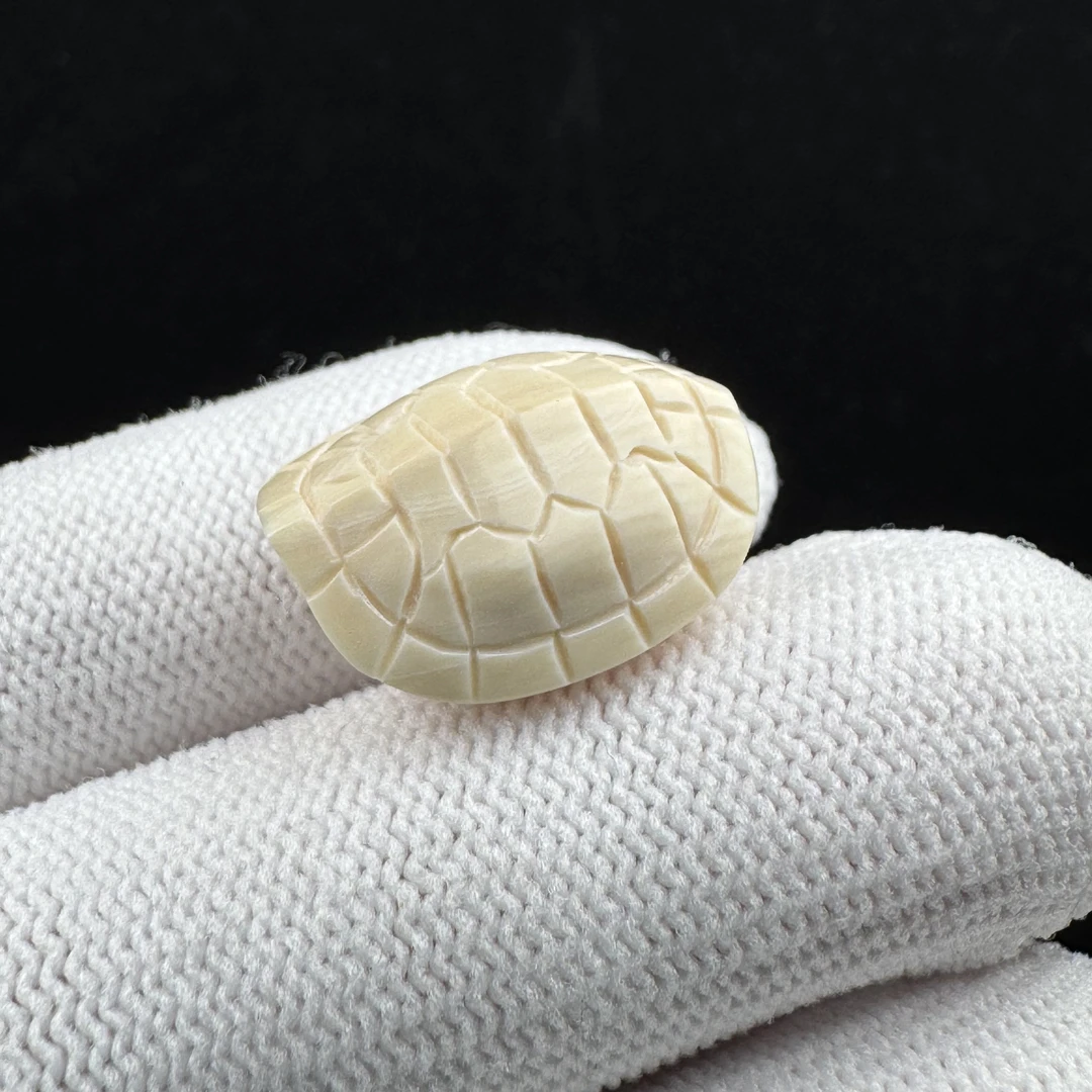 H5275天然猛犸 雕刻富甲 16.5*19.7mm支持鉴定