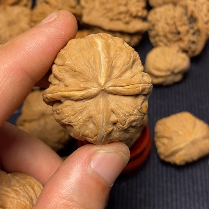文玩核桃吊坠过*文玩核桃异形单只