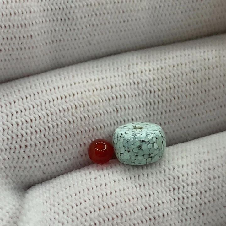 朱***师南红玛瑙未镶嵌珠宝半成品