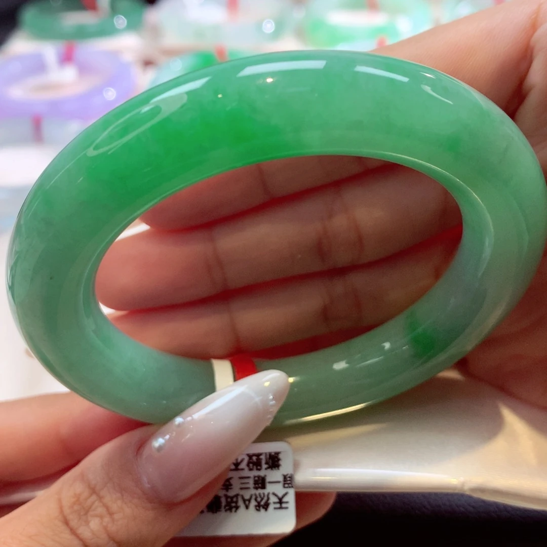 未镶嵌手镯翡翠圆条13号66