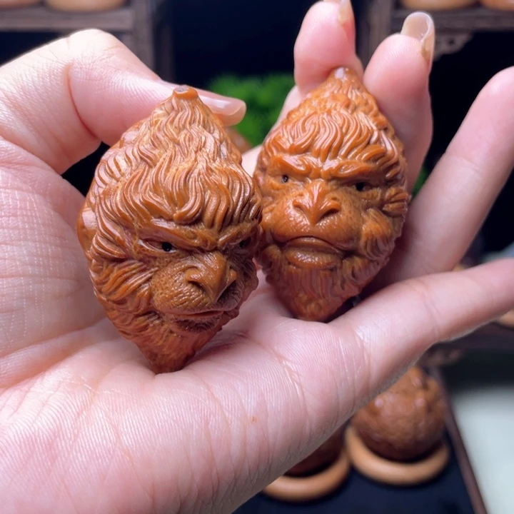 吊坠橄榄核大圣手球