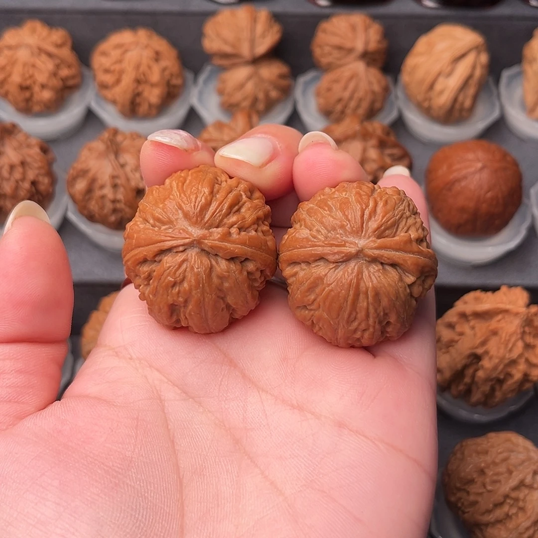 文玩核桃把件胖头陀L