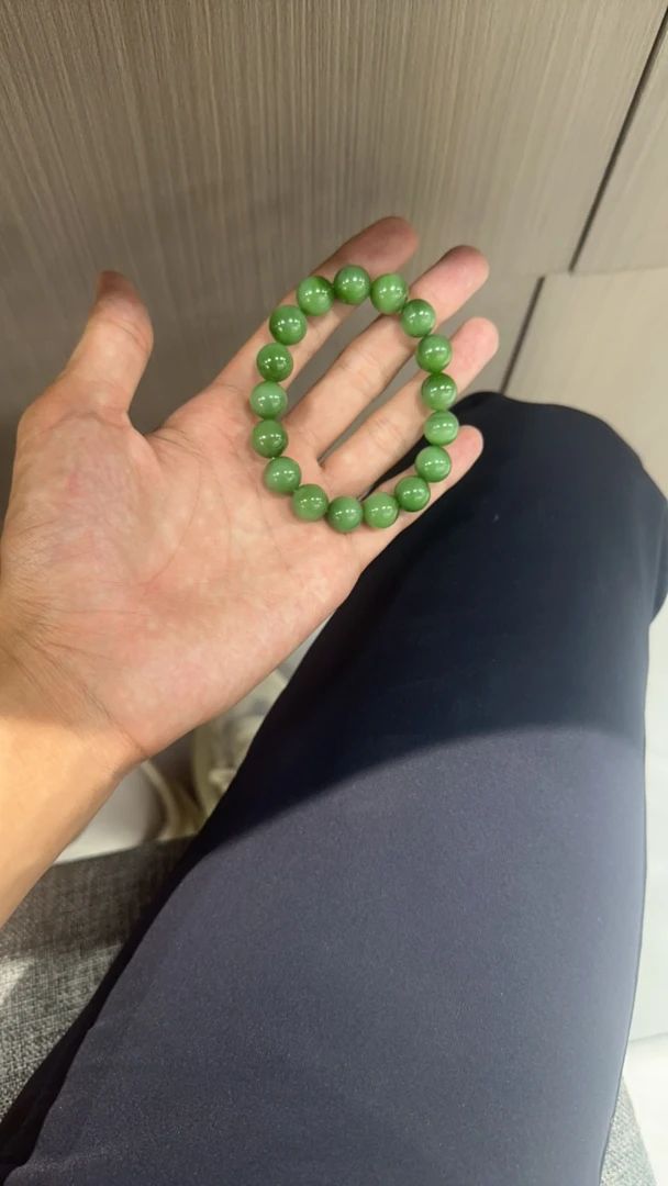 和田玉碧玉粉绿手串