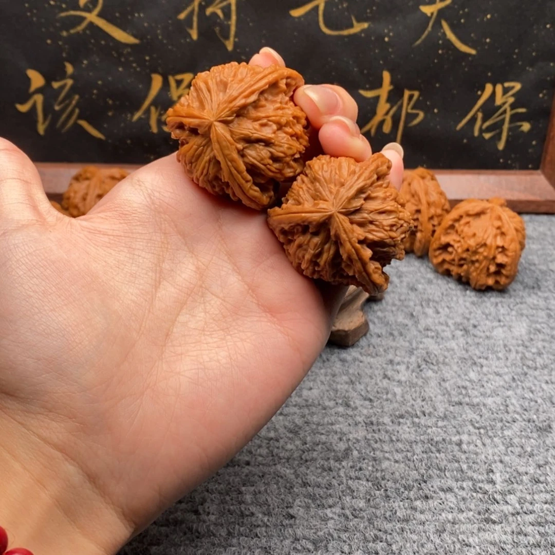 【闪购商品】吊坠文玩核桃军**?