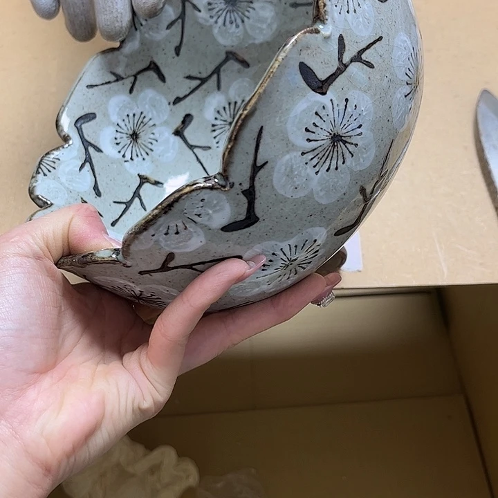 瓷片桉*这是一个人