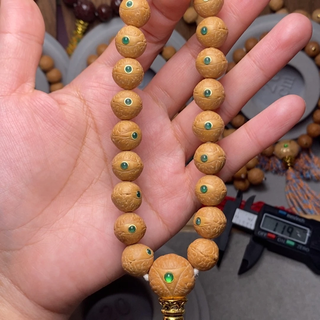 手串凤眼菩提12mm➕绿宝石