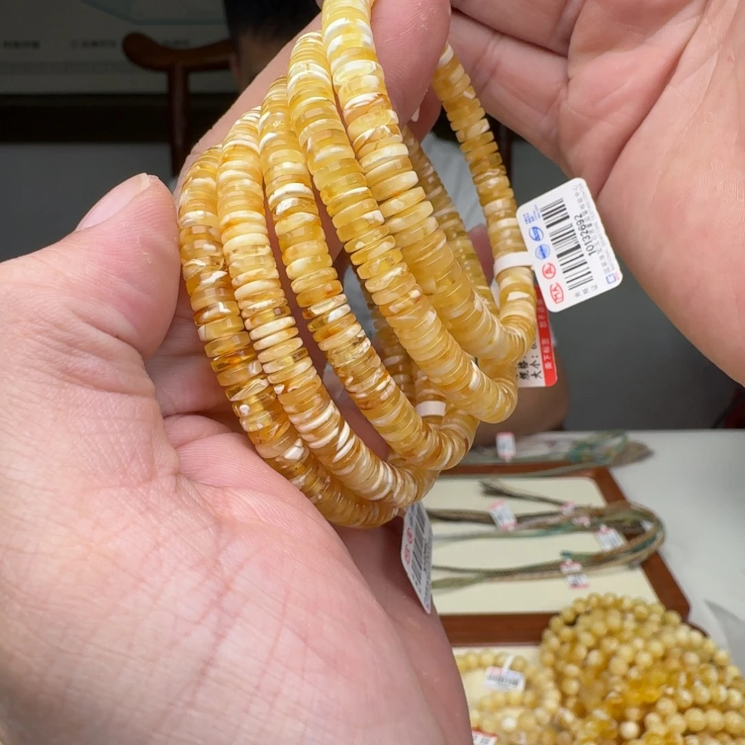 琥珀未镶嵌手链多样性发其一