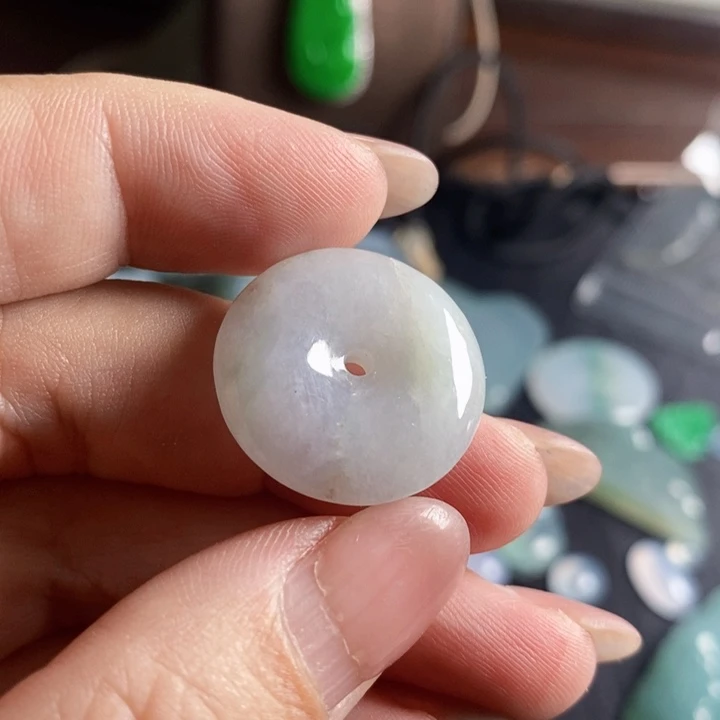 翡翠未镶嵌颈饰天然翡翠