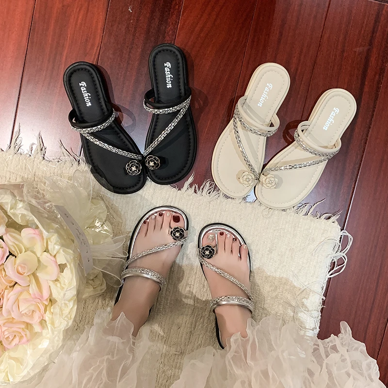 法式水钻套趾凉拖鞋女夏季外穿2025新款网红仙女风平底沙滩凉拖鞋