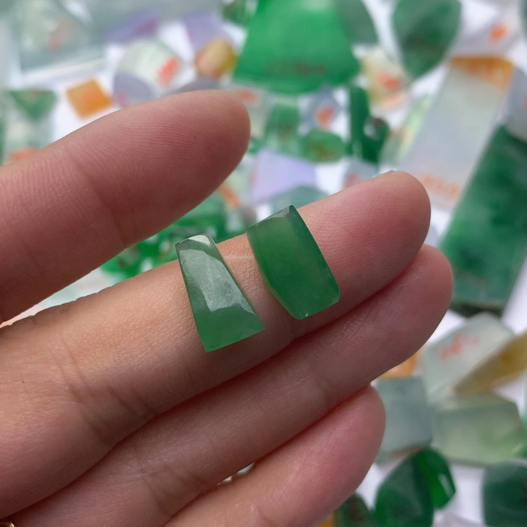 定制翡翠未镶嵌天然缅甸翡翠吊坠挂件