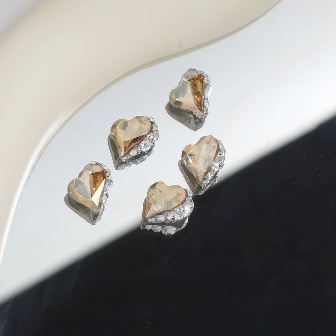 美甲钻饰品正品华子成品堆堆钻4809小歪心8*7.5手工堆钻精致高品