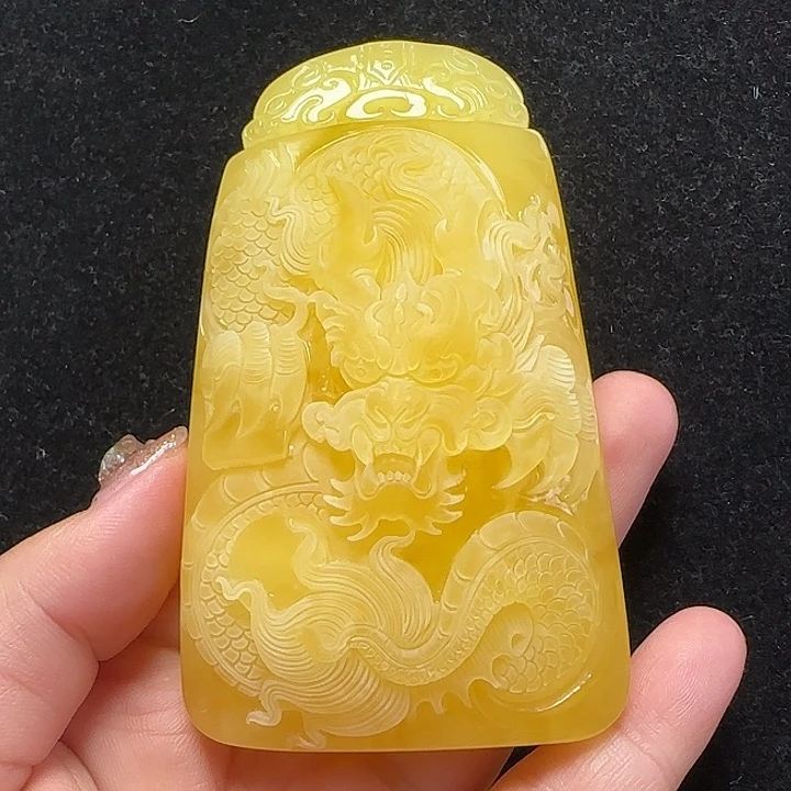 蜜蜡珠宝奇石未镶嵌