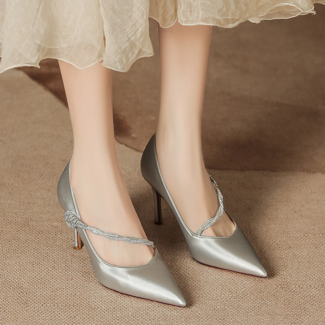 【梦琳】简约仙女风尖头细跟气质高跟鞋H8335-5