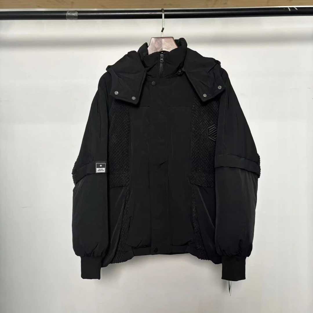 AK-4 新款冬季男士黑色拼接休闲羽绒服 18401