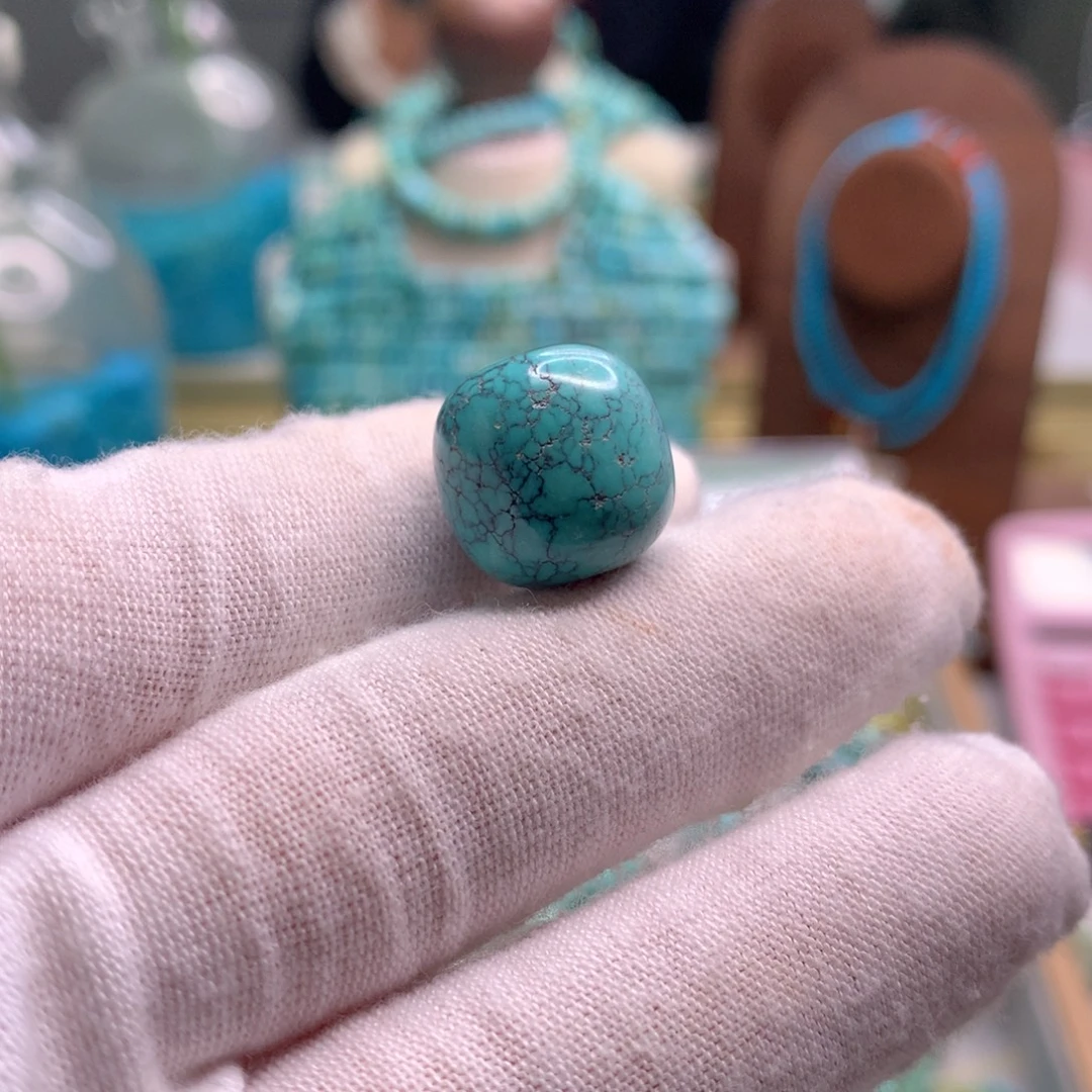 绿松石未镶嵌饰品