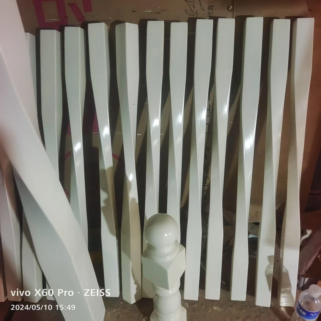 小蛮腰橡胶木榉木实木楼梯立柱扶手弯头花型颜色可以定制烤漆配件