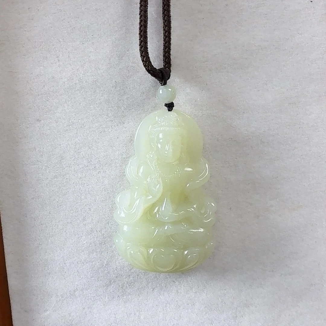 s***s和田玉未镶嵌颈饰