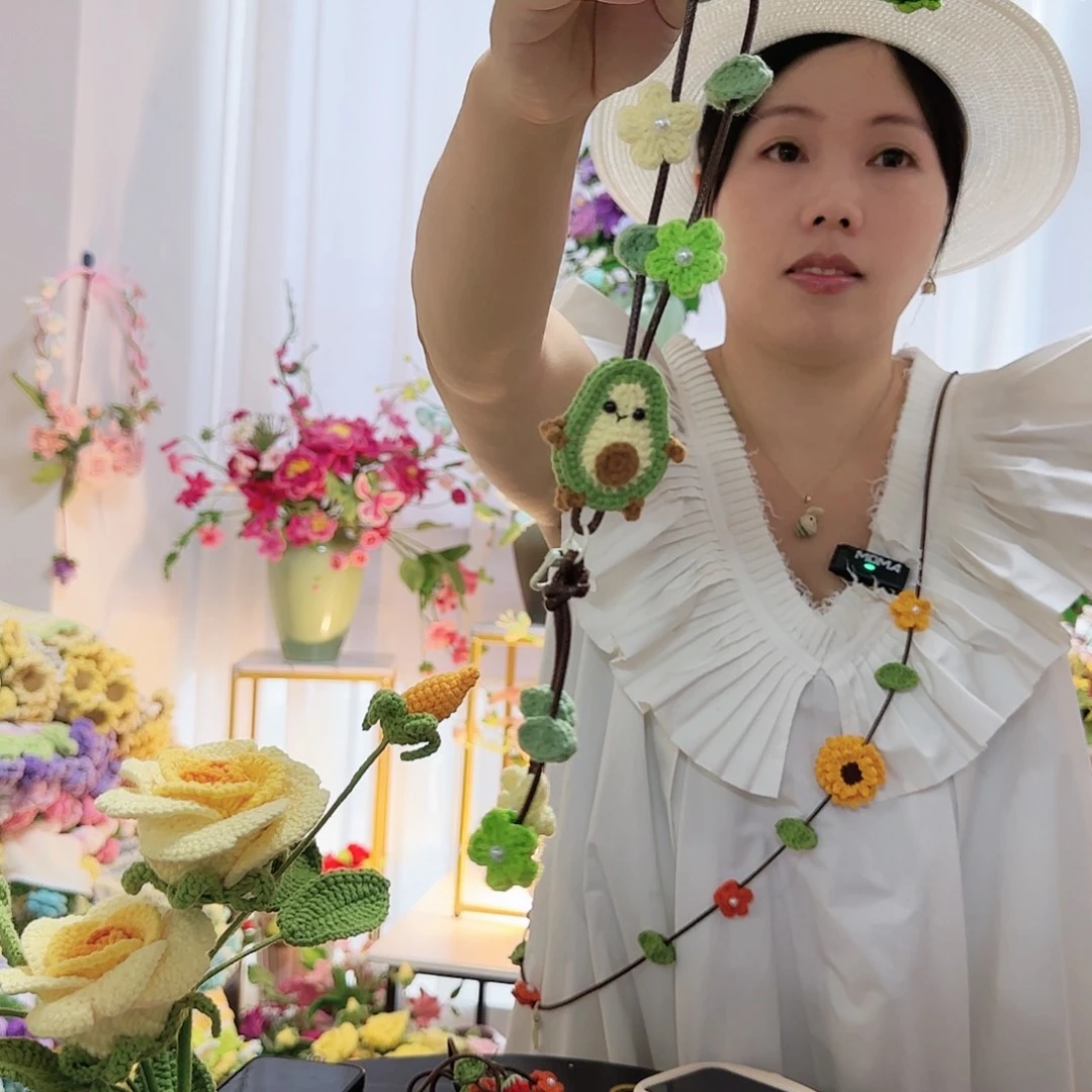 棉手工钩织牛油果手机链