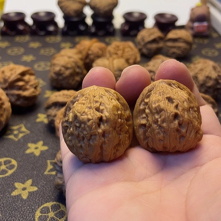 吊坠文玩核桃金钱豹