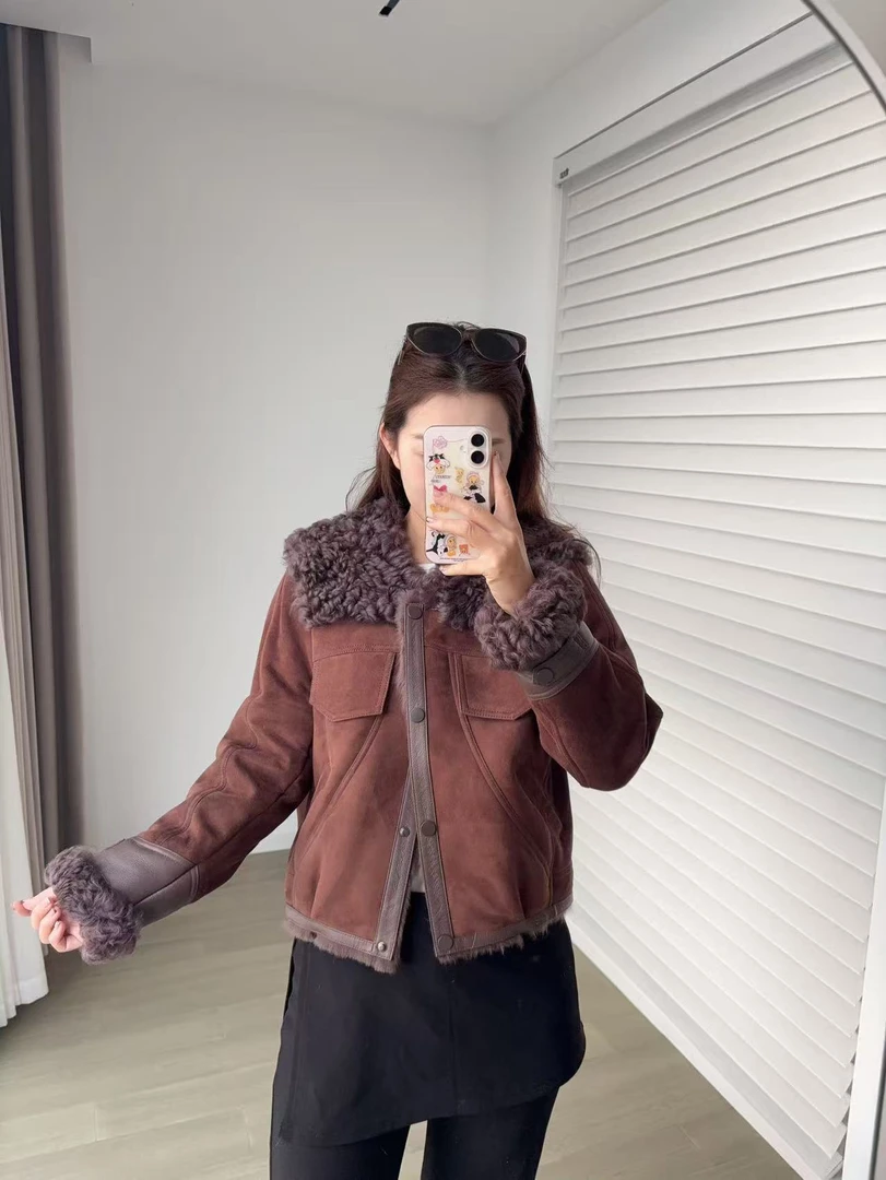 皮毛一体翻领冬季保暖短外套