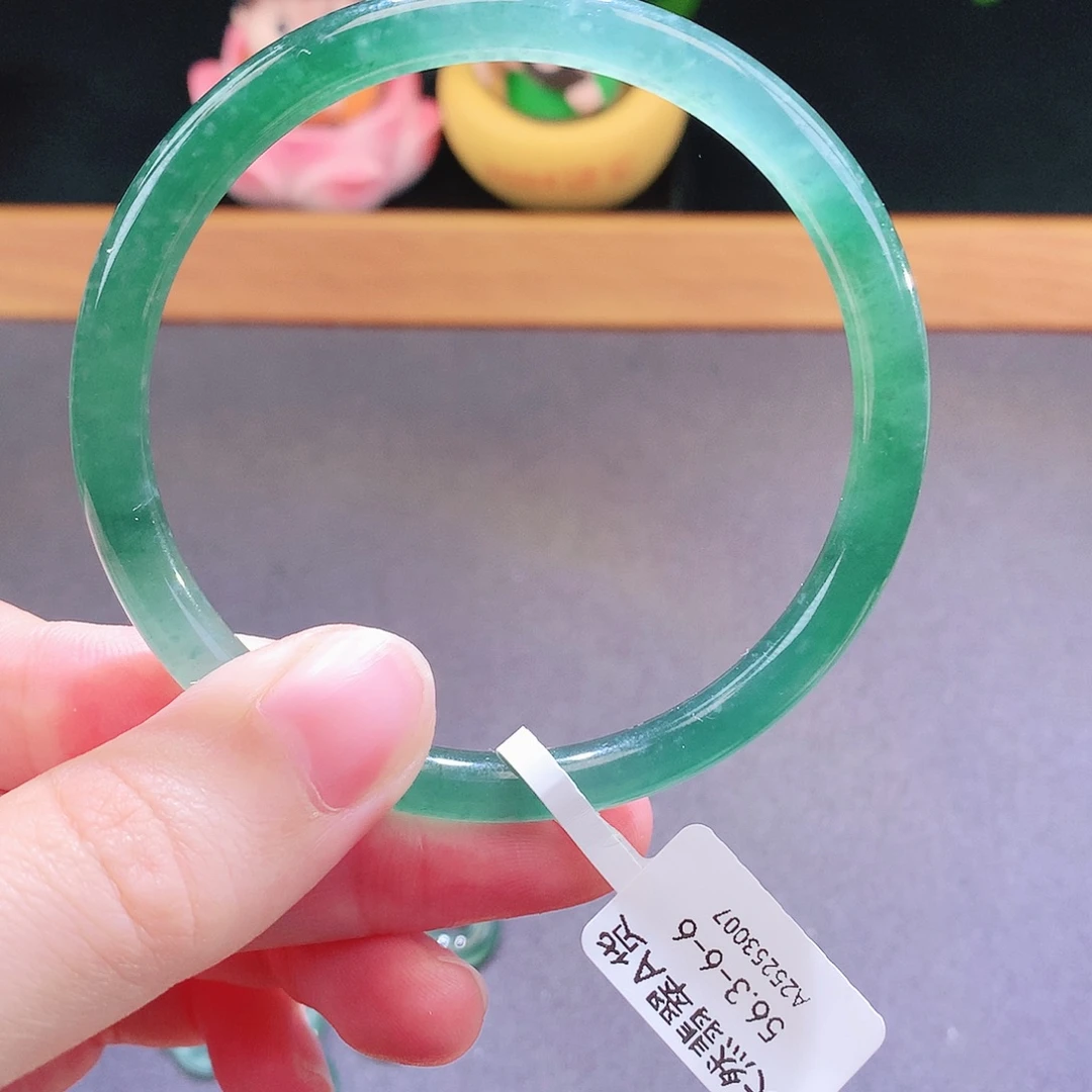 翡翠未镶嵌手镯天然翡翠