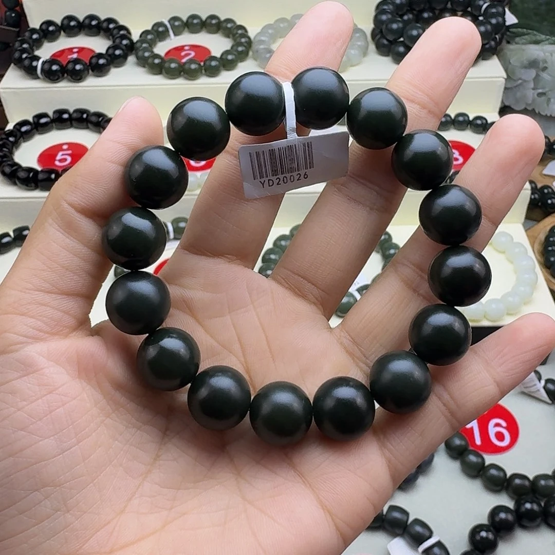 和田玉未镶嵌手串