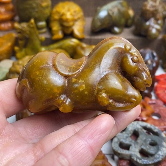 蛇纹石玉未镶嵌颈饰118