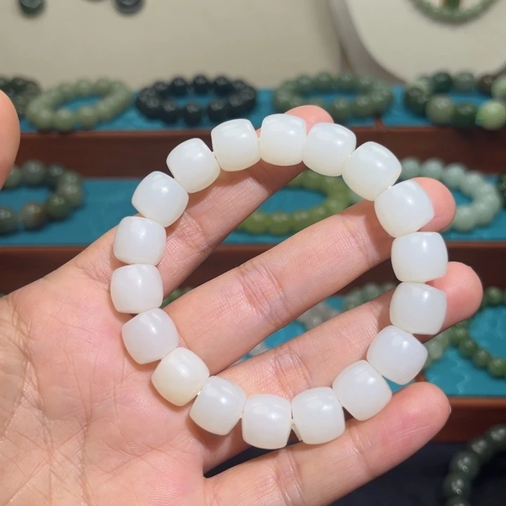 和田玉未镶嵌手链卡12