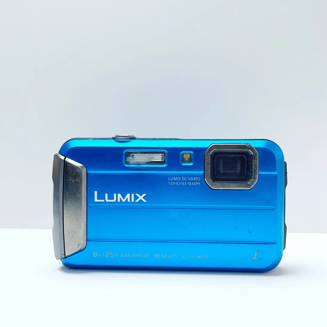 9新 Panasonic/松下 ft30蓝色清冷1400万像素4倍变焦ccd数码相机