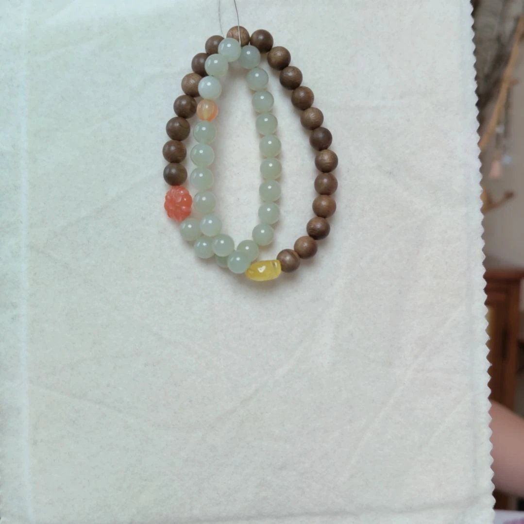 未镶嵌手链和田玉设计款