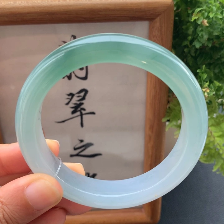 翡翠手镯未镶嵌翡翠手镯54