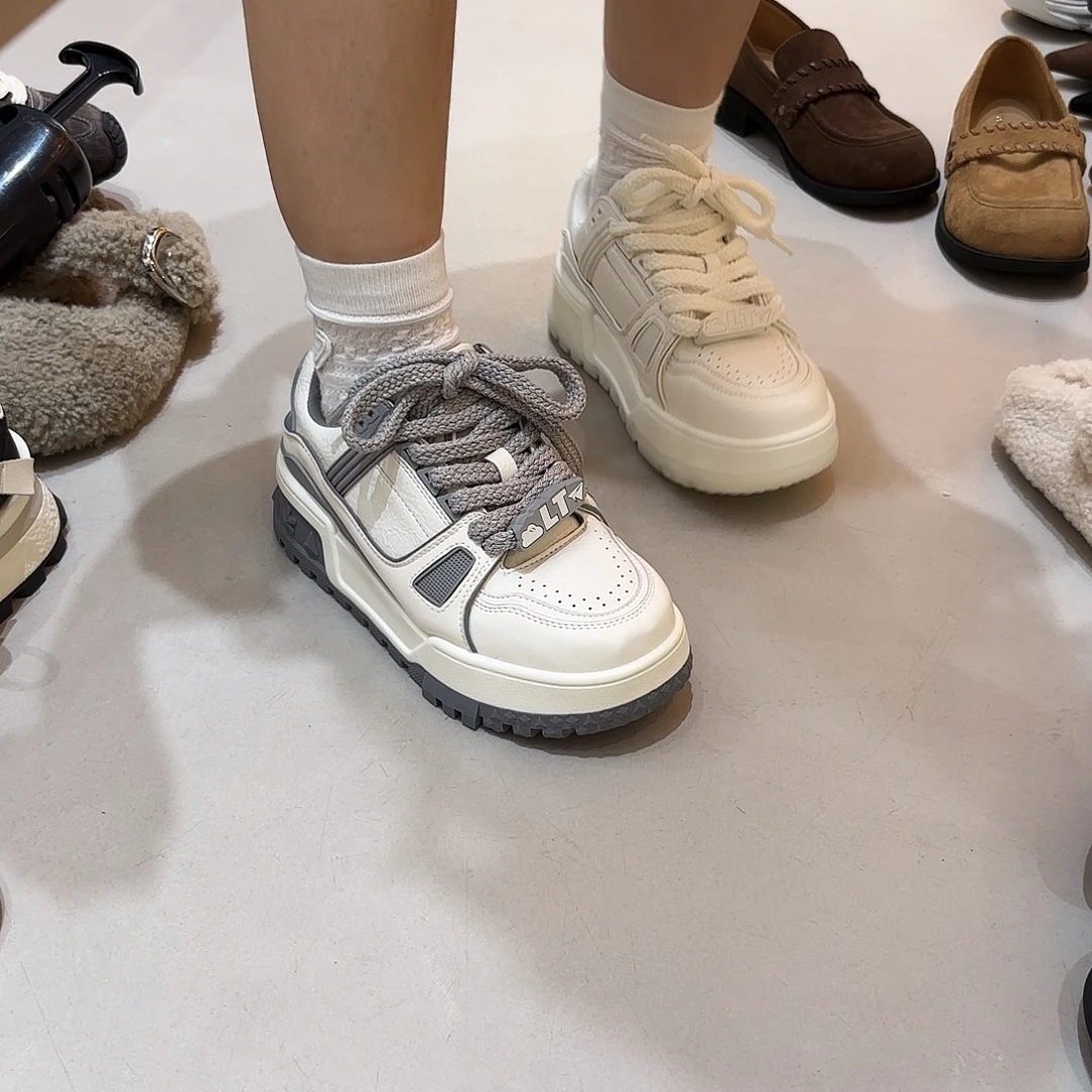 卡家6081款小白鞋子