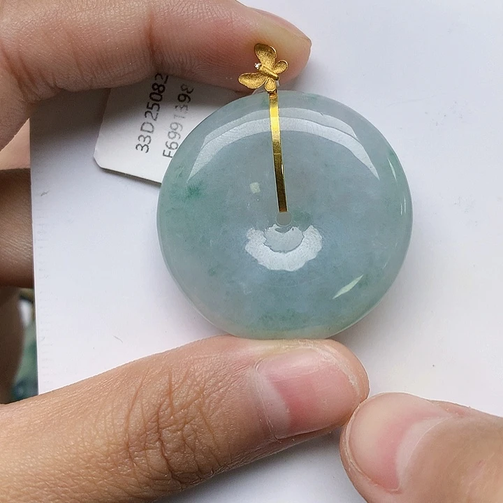 颈饰18K金镶嵌翡翠天然翡翠