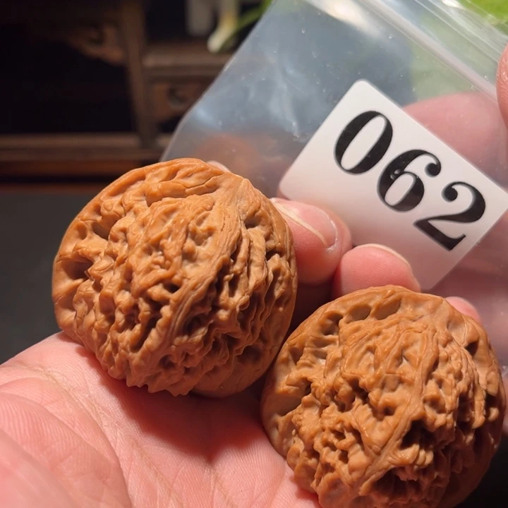 文玩核桃吊坠43南疆石
