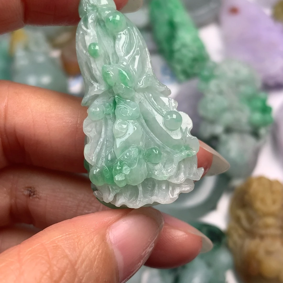 定制翡翠未镶嵌翡翠