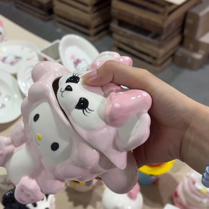 紫砂在干嘛呀亲爱呢