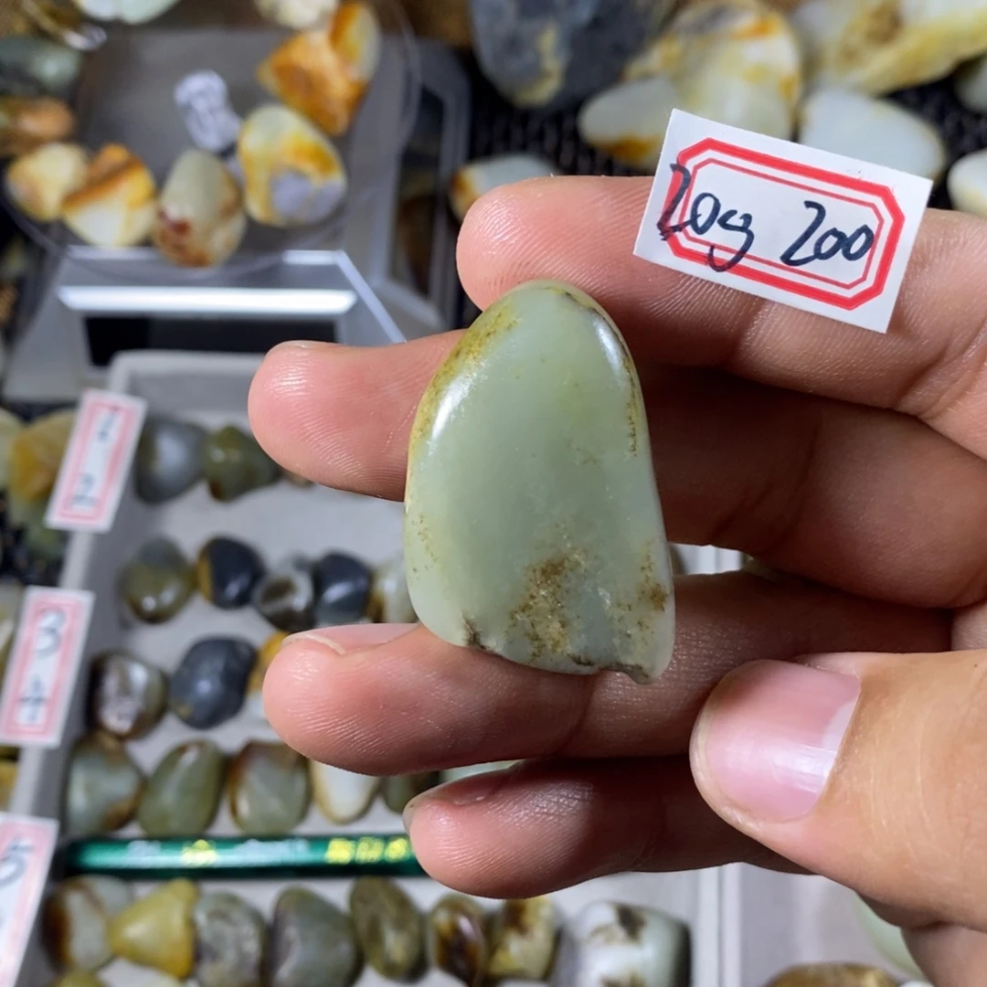 和田玉（糖玉）未镶嵌挂件