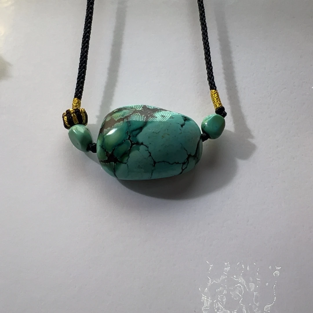 绿松石未镶嵌挂件